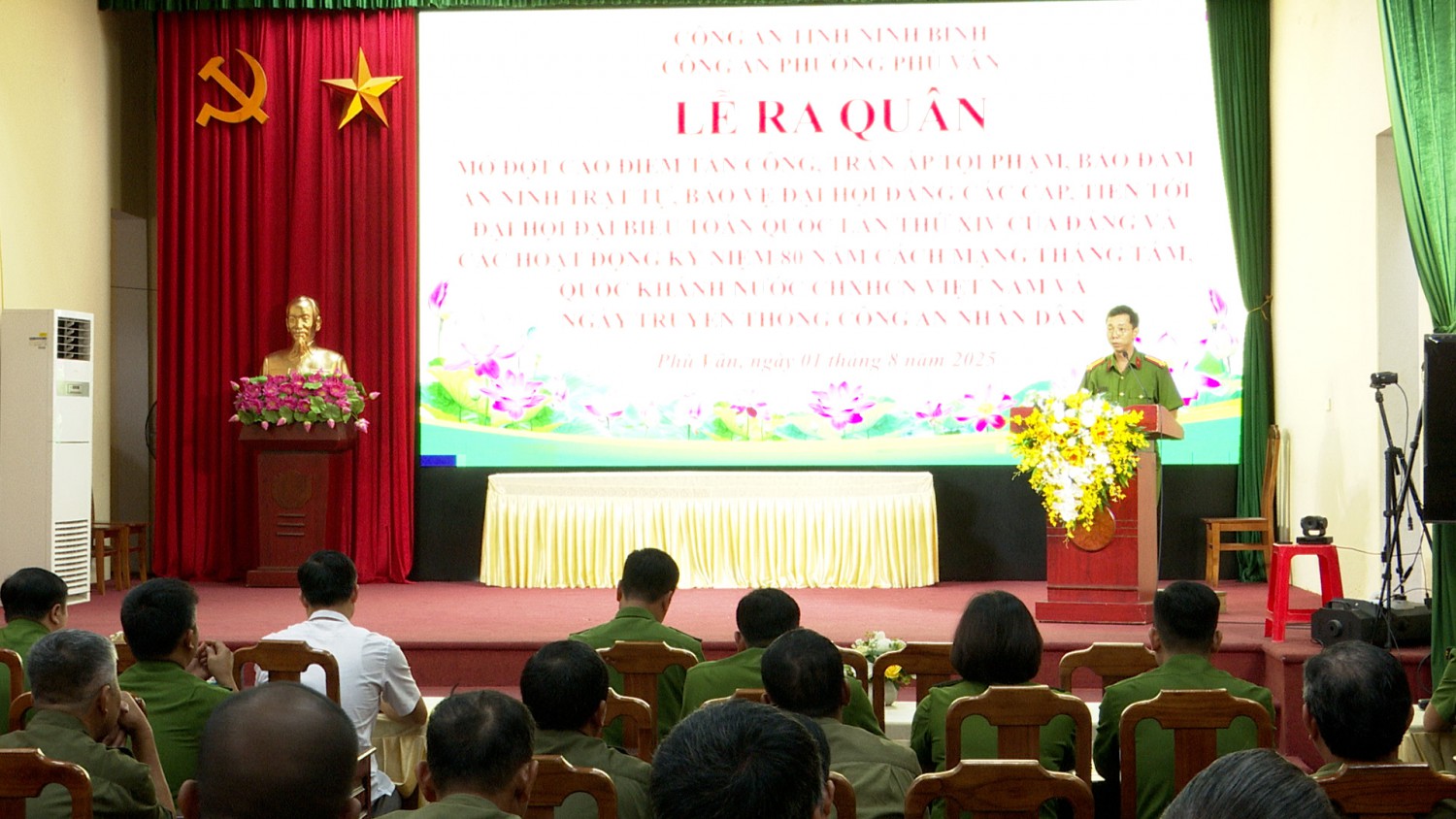 Công an phường Phù Vân, tỉnh Ninh Bình ra quân mở đợt cao điểm tấn công trấn áp tội phạm