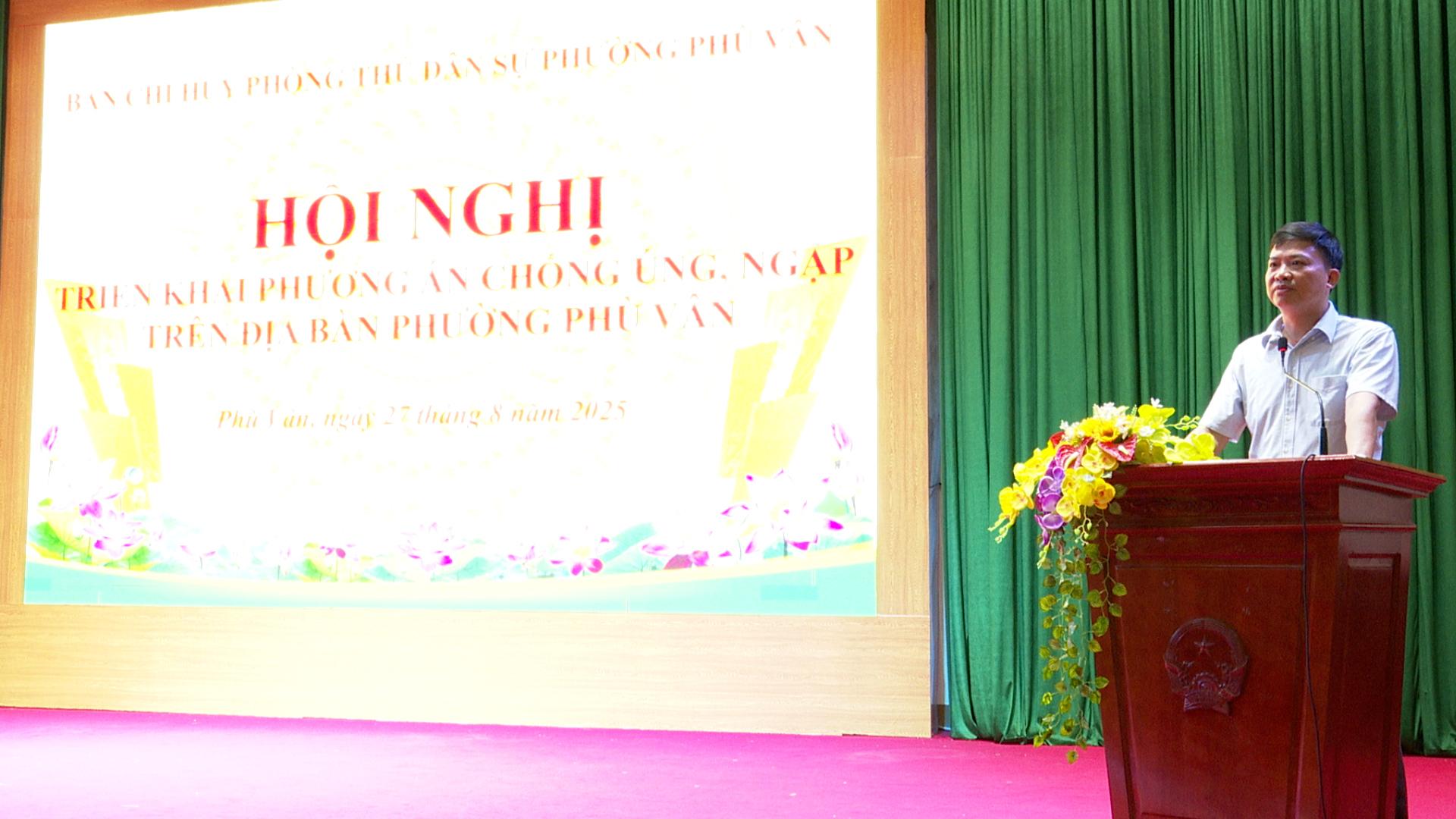 Ban chỉ huy phòng thủ dân sự phường Phù Vân tổ chức hội nghị triển khai phương án chống úng, ngập trên địa bàn phường